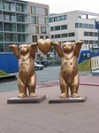 25124 Berlin bears.jpg